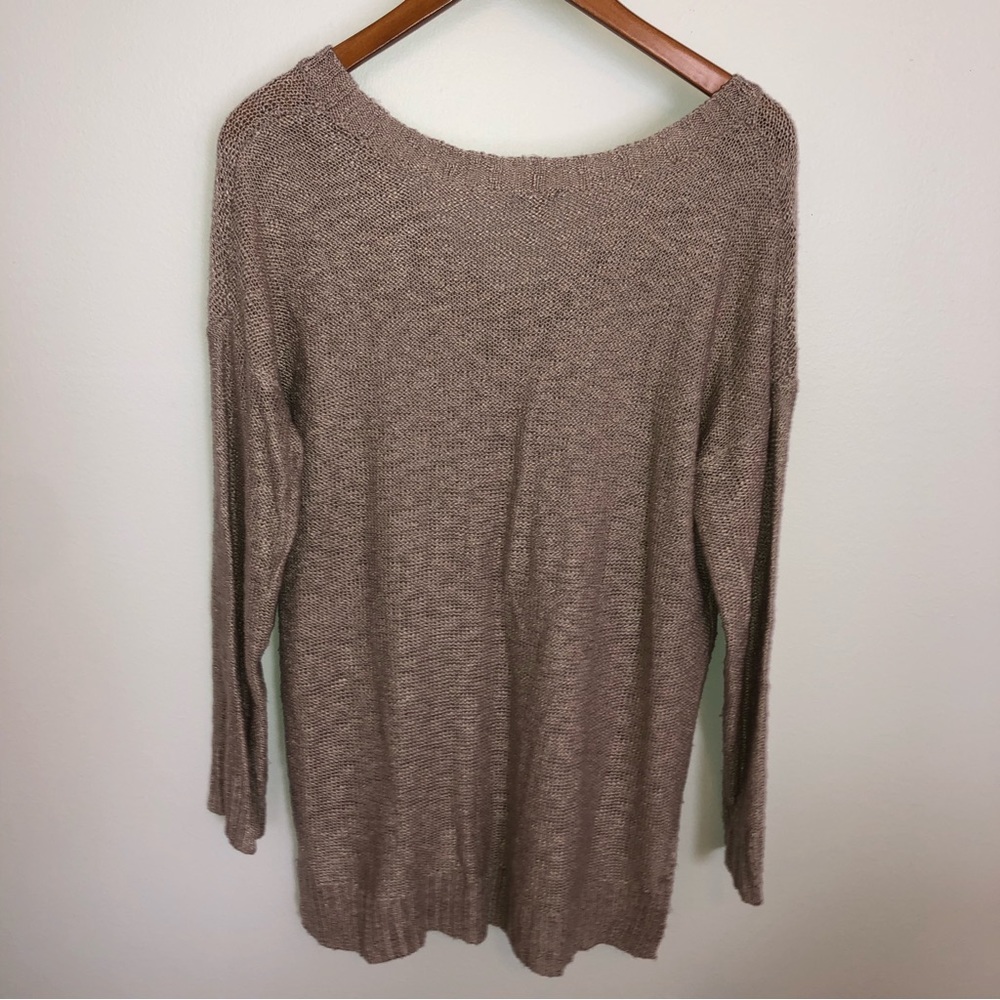 Sweater - Picture 4 of 6
